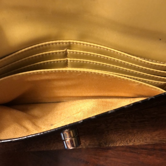 Hobo leather snakeskin clutch/wallet/cardholder - Picture 3 of 10